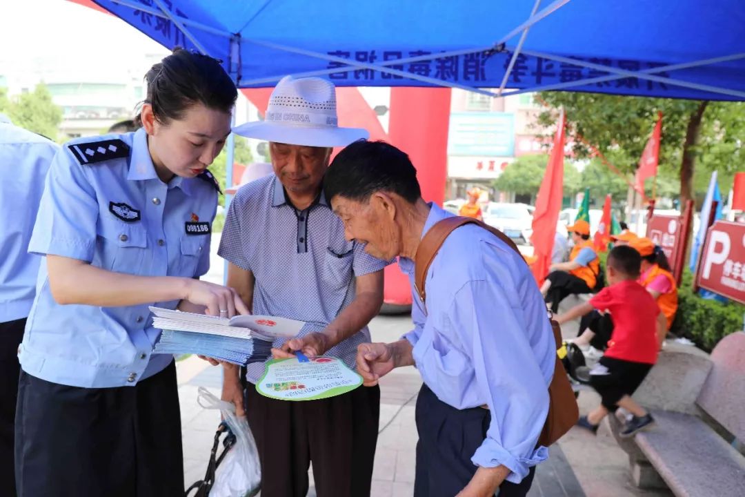 铜鼓县公安局推动警务现代化项目，提升社会治安水平