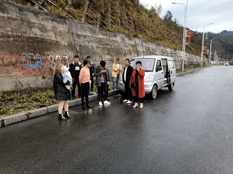 崩青村最新交通动态报道