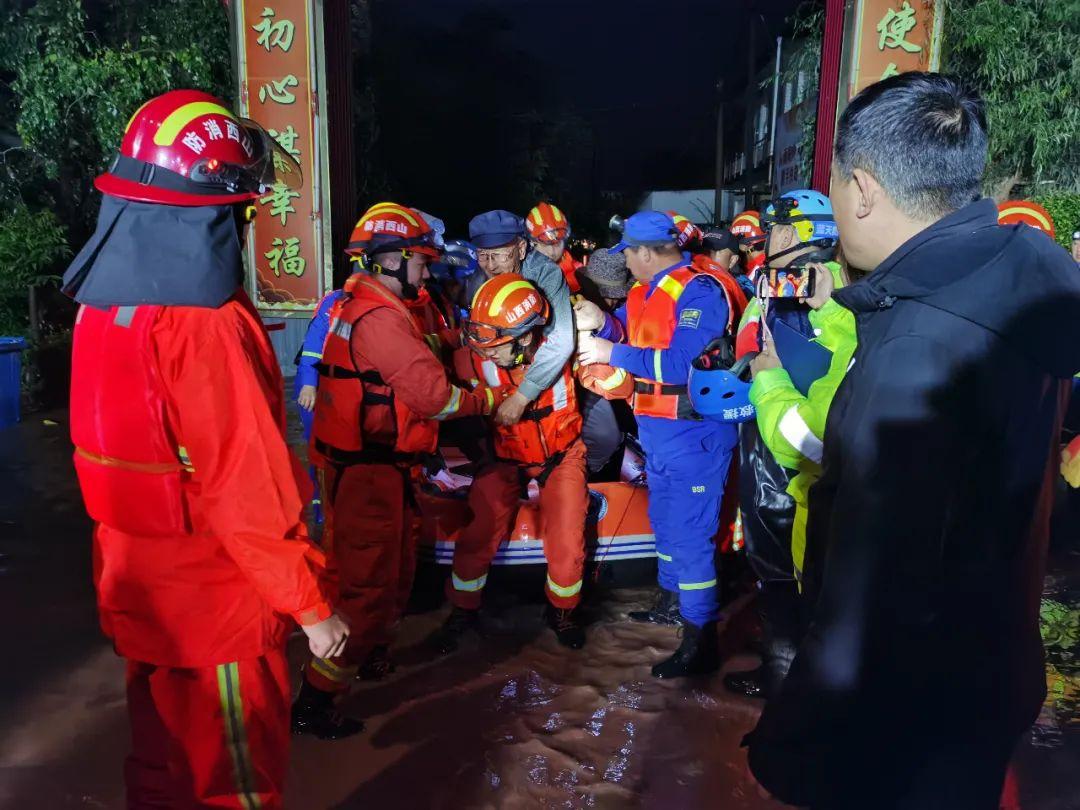 乌马河区人民政府办公室领导团队引领未来，开启发展新篇章